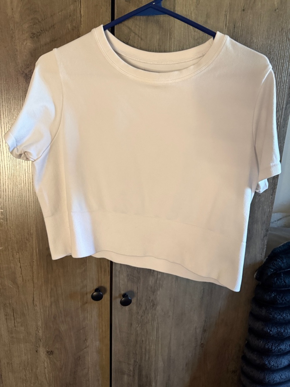 Aerie Offline Sidewalk Seamless Crop Ptp- 17”-23” Length~16.5”